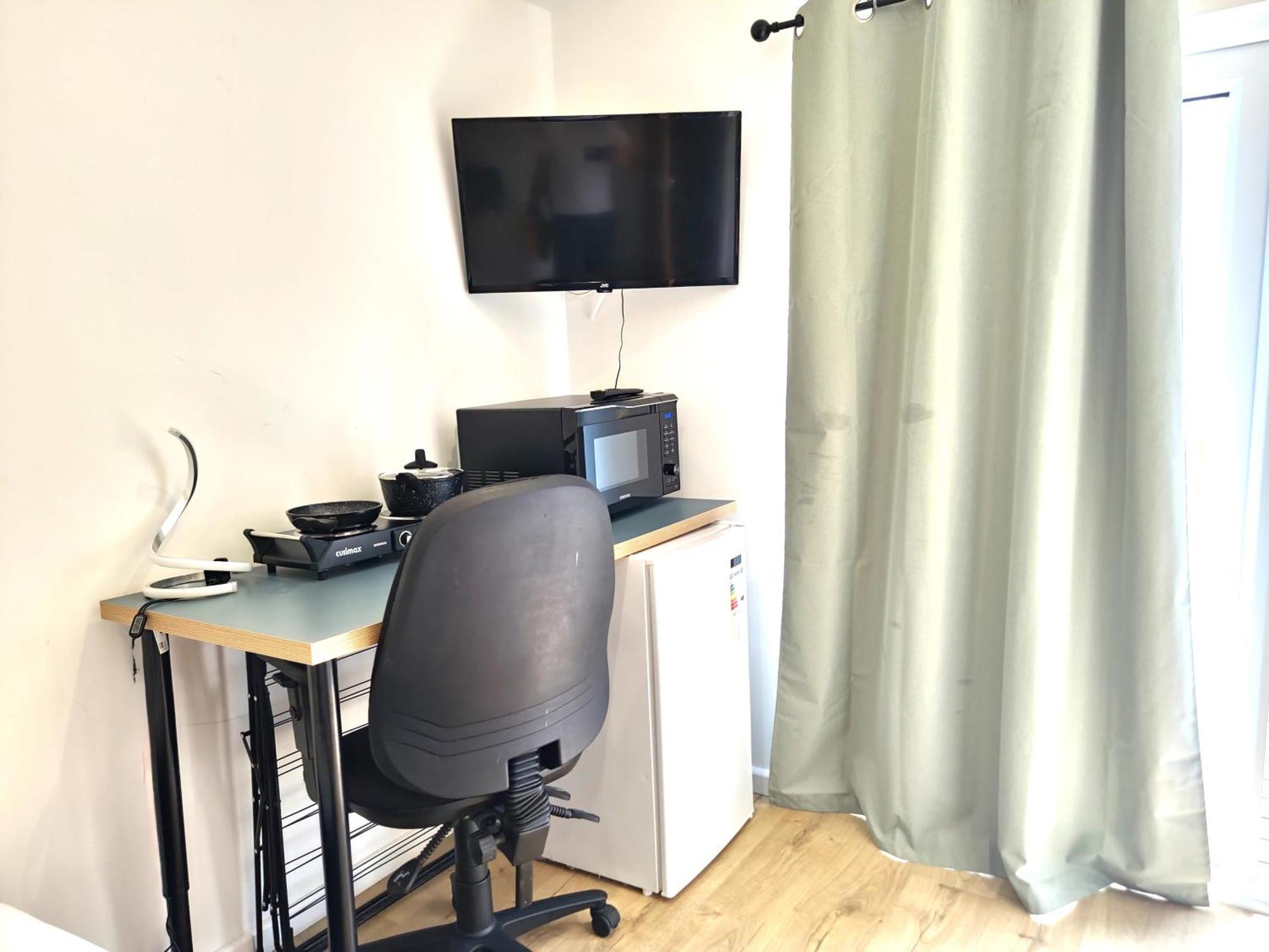 Open Plan Studio With Garden Milton  Εξωτερικό φωτογραφία